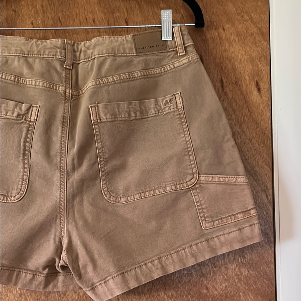 American Eagle 90s Boyfriend Short - Tan - Picture 8 of 9